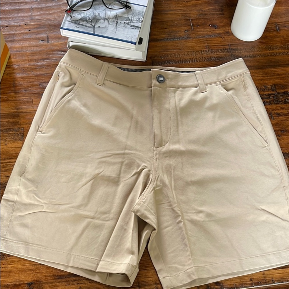 PUMA Shorts SIZE 30